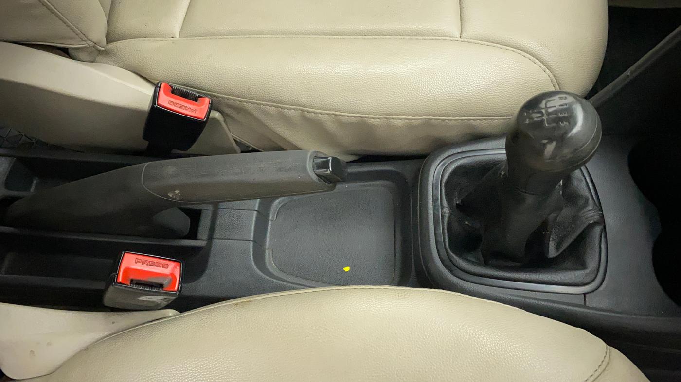 2013 Volkswagen Polo COMFORTLINE 1.2L PETROL, Petrol, Manual, 56,657 km, Gear Lever