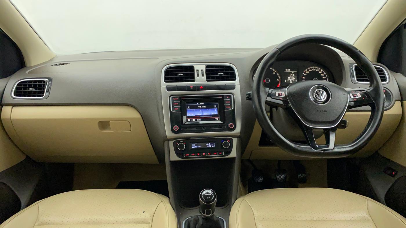 2017 Volkswagen Vento HIGHLINE PLUS 1.5 16 ALLOY, Diesel, Manual, 92,951 km, Dashboard