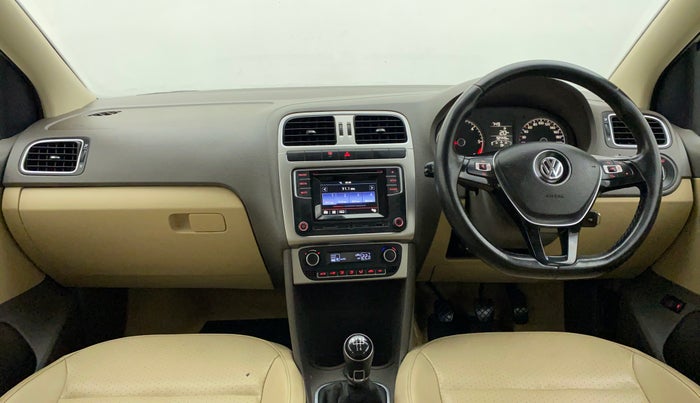 2017 Volkswagen Vento HIGHLINE PLUS 1.5 16 ALLOY, Diesel, Manual, 92,951 km, Dashboard