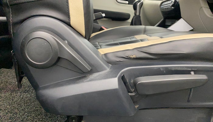 2021 Tata ALTROZ XZ PETROL, Petrol, Manual, 64,762 km, Driver Side Adjustment Panel