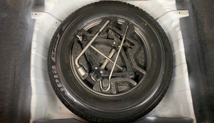 2021 Tata ALTROZ XZ PETROL, Petrol, Manual, 64,762 km, Spare Tyre