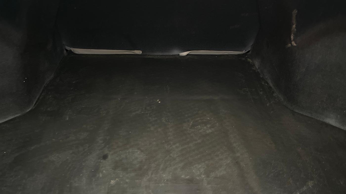 2015 Maruti Ciaz VXI+, Petrol, Manual, 30,364 km, Boot Inside