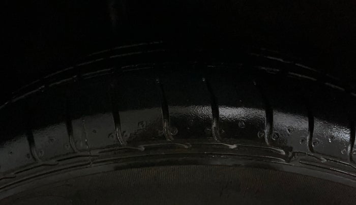 2021 Honda WR-V 1.2L I-VTEC VX MT, Petrol, Manual, 30,017 km, Right Rear Tyre Tread