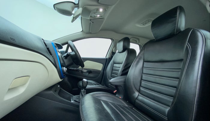 2018 Renault Captur RXT PETROL, Petrol, Manual, 55,866 km, Right Side Front Door Cabin