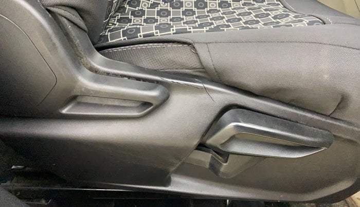 2022 Tata NEXON XZA PLUS DIESEL, Diesel, Automatic, 1,00,079 km, Driver Side Adjustment Panel