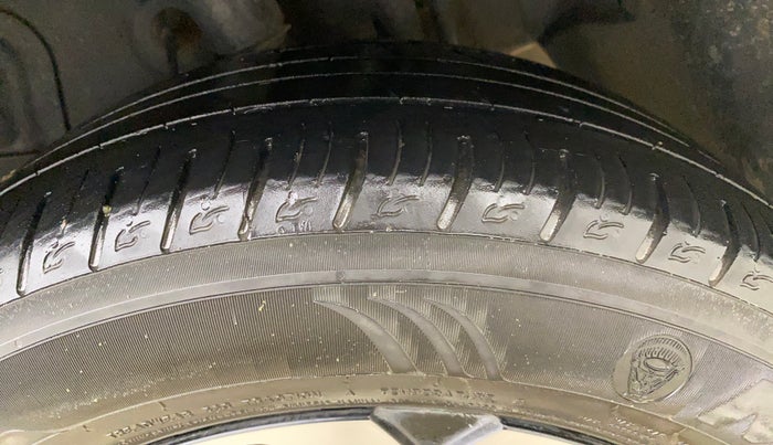 2022 Tata NEXON XZA PLUS DIESEL, Diesel, Automatic, 1,00,079 km, Left Rear Tyre Tread