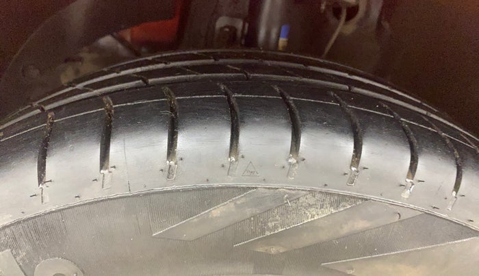 2018 Maruti Baleno DELTA CVT PETROL 1.2, Petrol, Automatic, 66,930 km, Left Front Tyre Tread