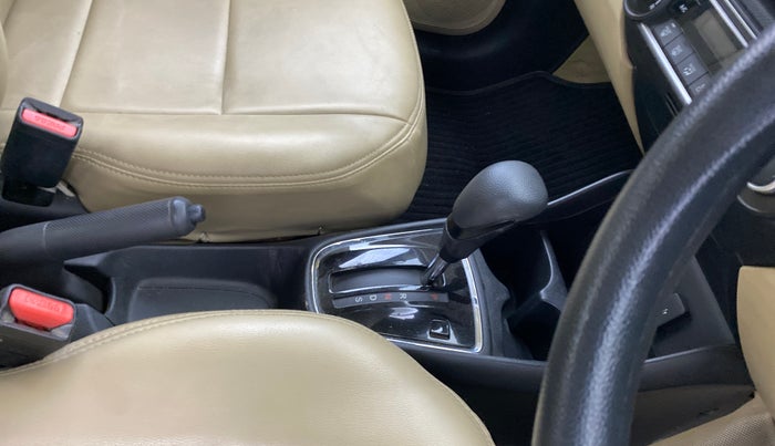 2018 Honda Amaze 1.2L I-VTEC V CVT, Petrol, Automatic, 39,250 km, Gear Lever
