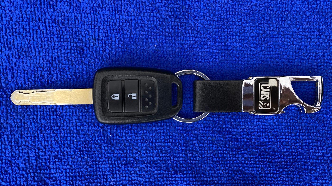 2019 Honda WR-V 1.2 i-VTEC VX MT, Petrol, Manual, 26,402 km, Key Close Up