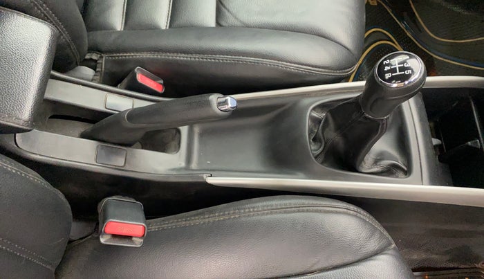 2016 Maruti Baleno ZETA PETROL 1.2, Petrol, Manual, 63,075 km, Gear Lever