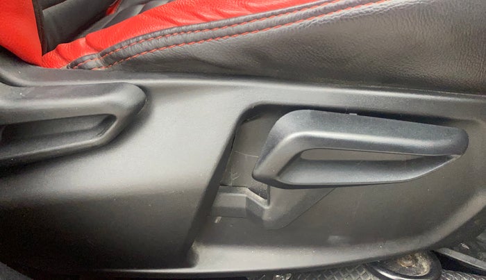 2020 Tata Tiago XZA PLUS PETROL, Petrol, Automatic, 38,392 km, Driver Side Adjustment Panel