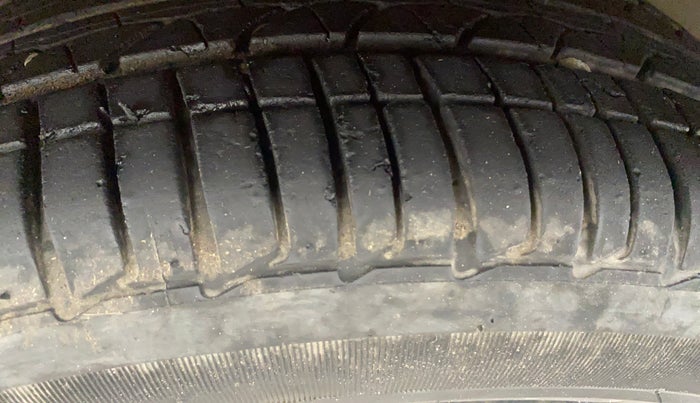 2020 Tata Tiago XZA PLUS PETROL, Petrol, Automatic, 38,392 km, Left Front Tyre Tread