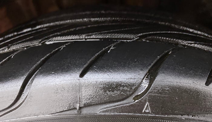 2012 Volkswagen Polo TRENDLINE 1.2L PETROL, Petrol, Manual, 90,089 km, Right Front Tyre Tread