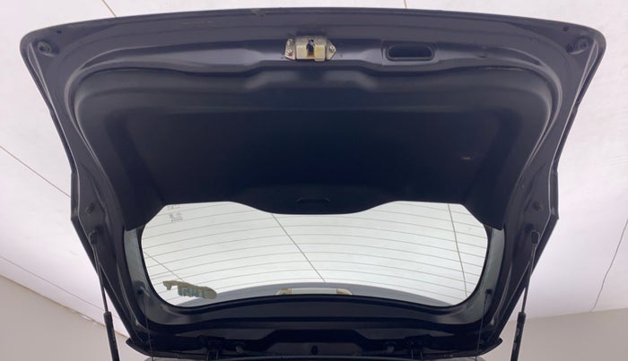 2019 Maruti Vitara Brezza ZDI AMT, Diesel, Automatic, 26,769 km, Boot Door Open