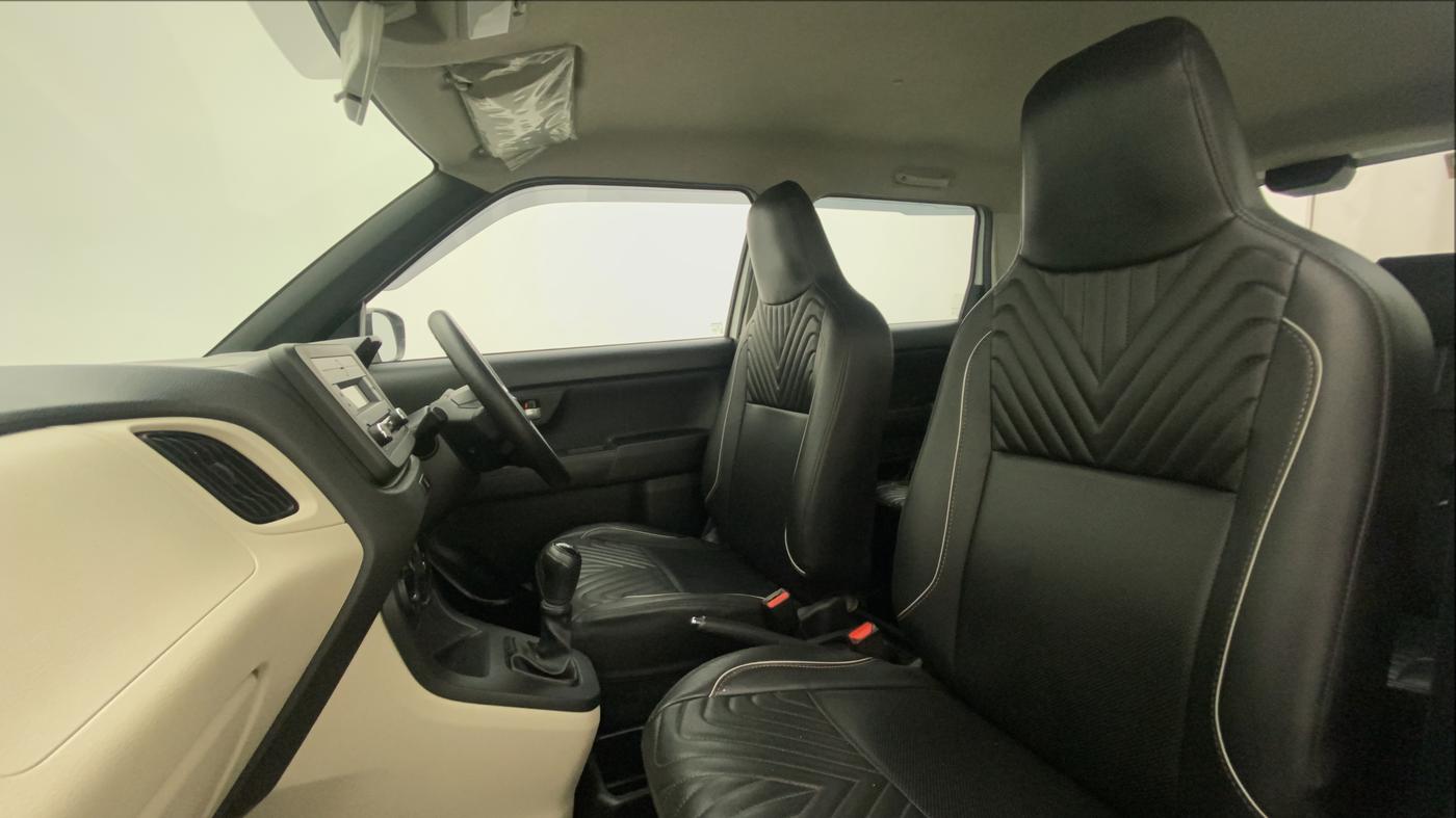 2020 Maruti New Wagon-R VXI 1.2, Petrol, Manual, 20,785 km, Right Side Front Door Cabin