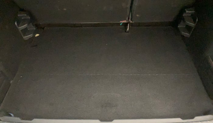 2020 Ford Ecosport TITANIUM 1.5 SPORTS(SUNROOF) PETROL, Petrol, Manual, 74,914 km, Boot Inside