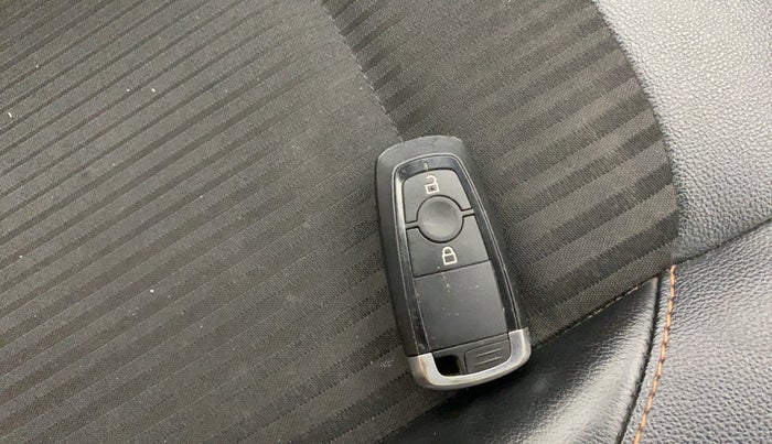 2020 Ford Ecosport TITANIUM 1.5 SPORTS(SUNROOF) PETROL, Petrol, Manual, 74,914 km, Key Close Up