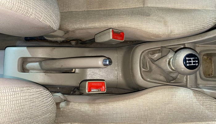 2016 Maruti Swift Dzire VXI, Petrol, Manual, 49,324 km, Gear Lever