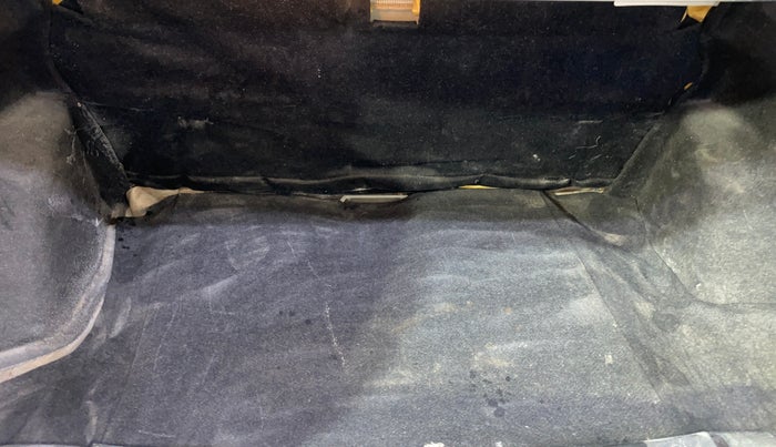 2016 Maruti Swift Dzire VXI, Petrol, Manual, 49,324 km, Boot Inside