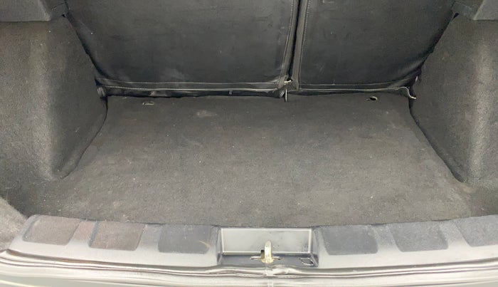 2020 Tata NEXON XZ PLUS DIESEL, Diesel, Manual, 94,000 km, Boot Inside
