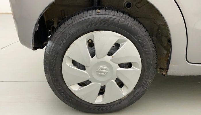 2017 Maruti Celerio VXI CNG, CNG, Manual, 1,17,957 km, Right Rear Wheel