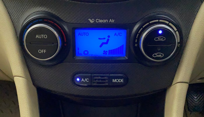 2011 Hyundai Verna FLUIDIC 1.6 VTVT EX, Petrol, Manual, 63,090 km, Automatic Climate Control