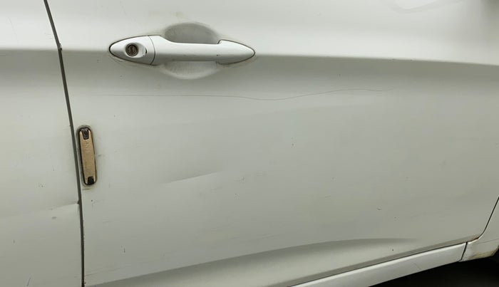 2011 Hyundai Verna FLUIDIC 1.6 VTVT EX, Petrol, Manual, 63,090 km, Driver-side door - Minor scratches
