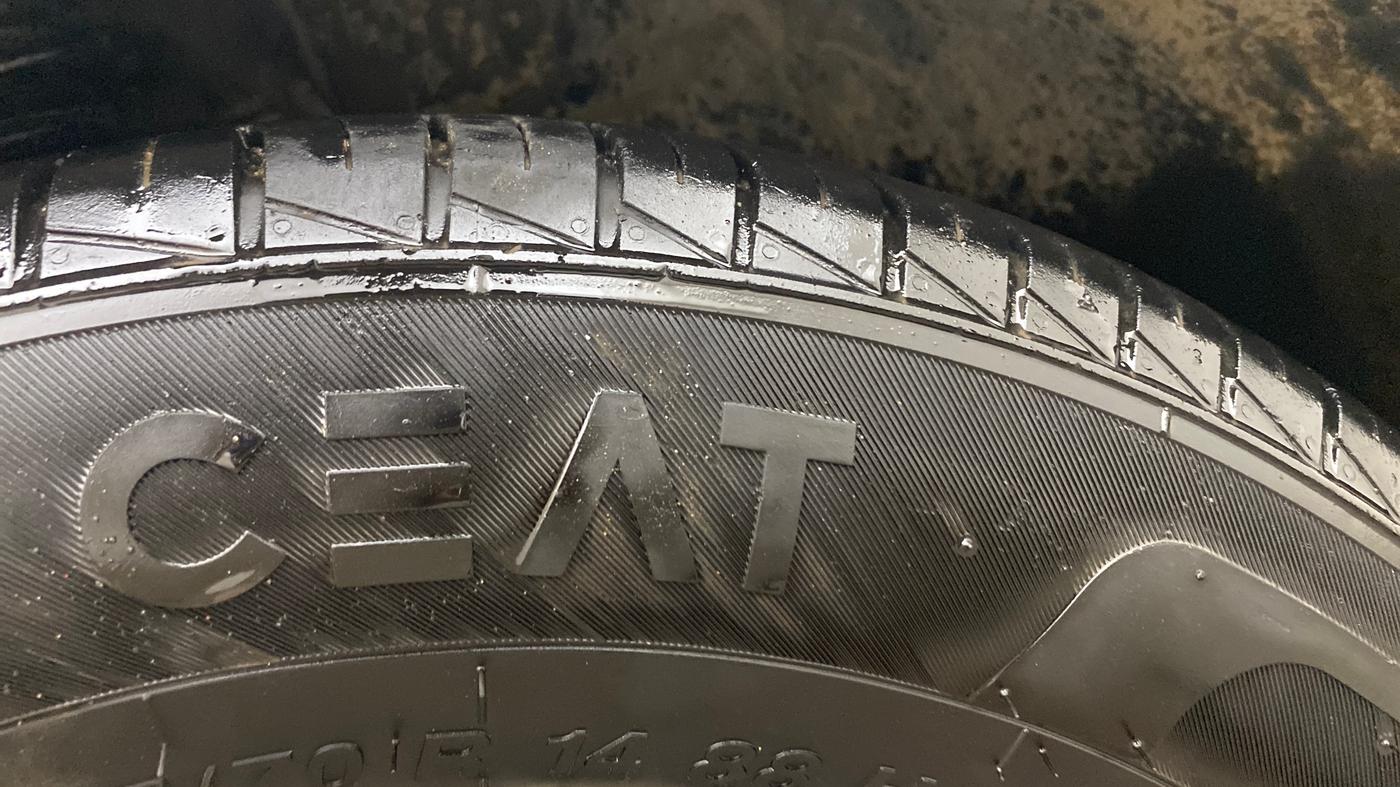 2013 Nissan Sunny XL CVT, Petrol, Automatic, 81,712 km, Right Front Tyre Tread