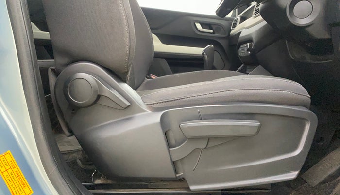 2021 Tata PUNCH CREATIVE  AMT, Petrol, Automatic, 38,091 km, Driver Side Adjustment Panel