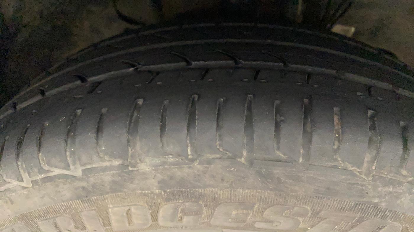2022 Tata Tiago XT (O) PETROL, Petrol, Manual, 16,929 km, Right Front Tyre Tread