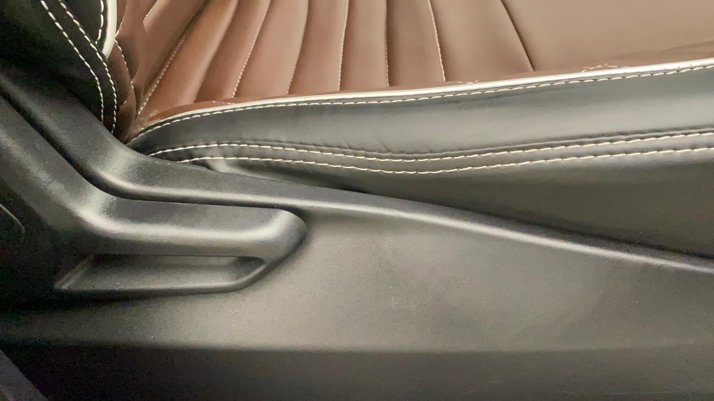 2022 Tata Tiago XT (O) PETROL, Petrol, Manual, 16,929 km, Driver Side Adjustment Panel