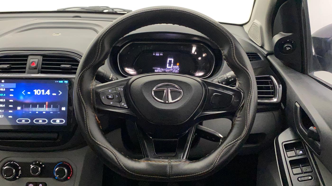 2022 Tata Tiago XT (O) PETROL, Petrol, Manual, 16,929 km, Steering Wheel Close Up