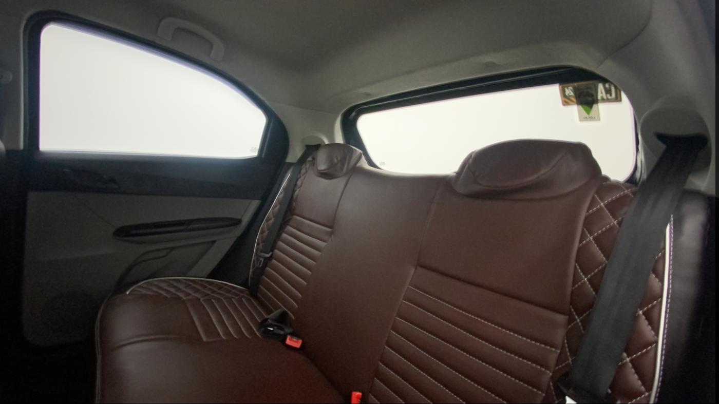 2022 Tata Tiago XT (O) PETROL, Petrol, Manual, 16,929 km, Right Side Rear Door Cabin