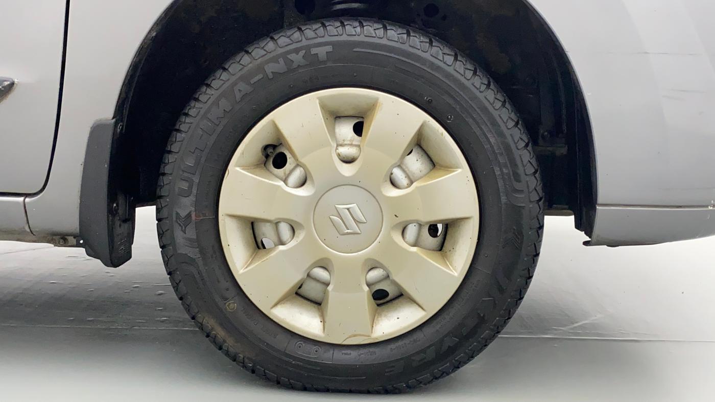 2011 Maruti Wagon R 1.0 LXI, Petrol, Manual, 19,557 km, Right Front Wheel