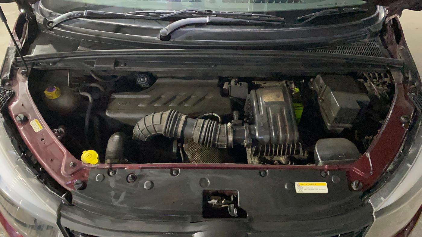 2018 Mahindra MARAZZO M2 8 STR, Diesel, Manual, 73,171 km, Engine View