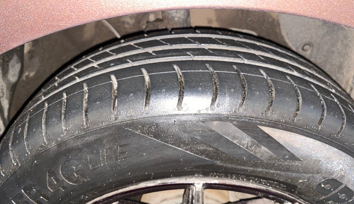 2021 Hyundai AURA S 1.2 CNG, CNG, Manual, 74,601 km, Right Front Tyre Tread