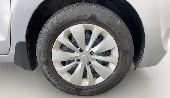 2017 Maruti Baleno DELTA PETROL 1.2, Petrol, Manual, 90,351 km, Right Front Wheel