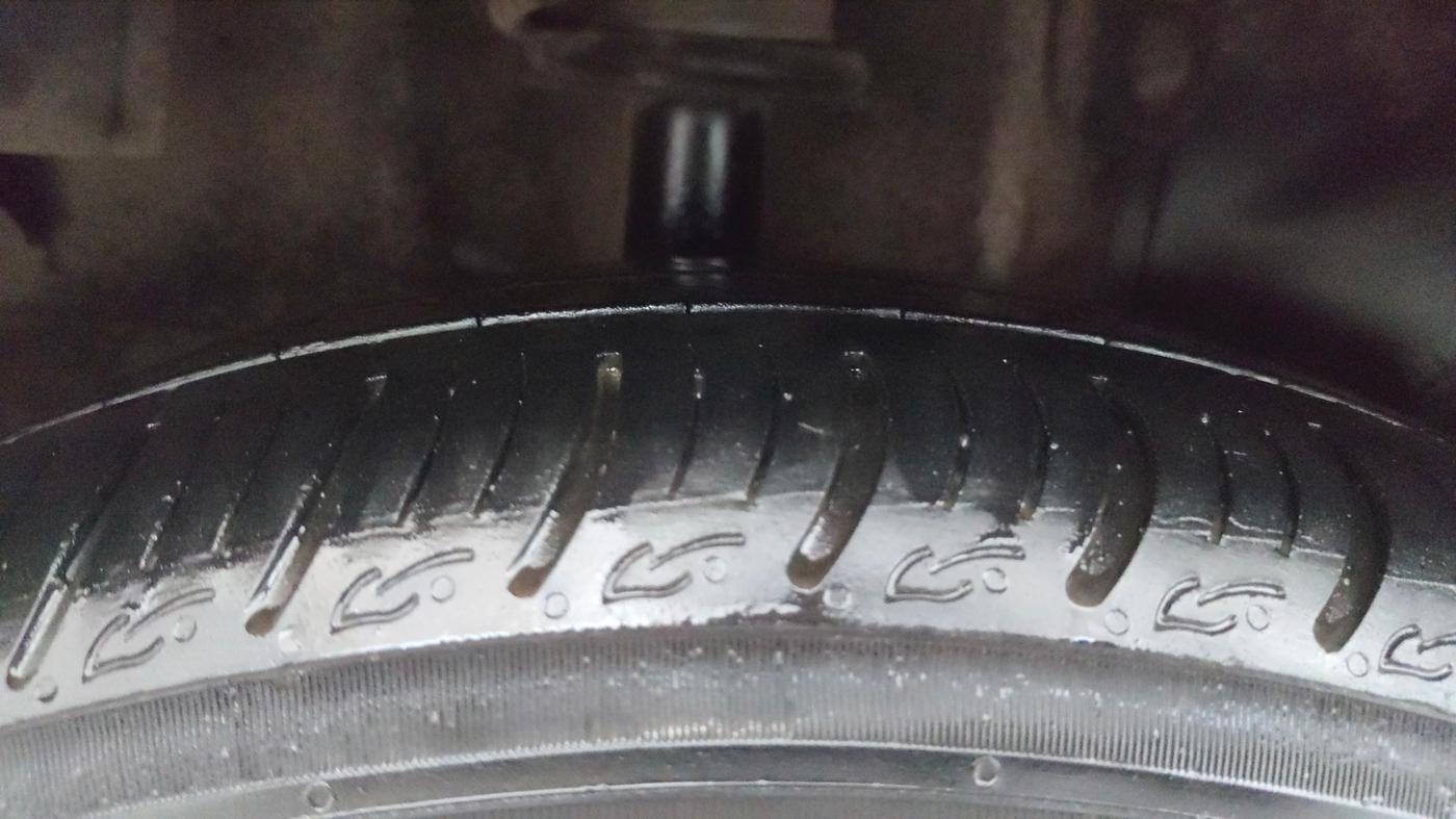 2018 Tata TIAGO NRG PETROL, Petrol, Manual, 61,541 km, Right Rear Tyre Tread