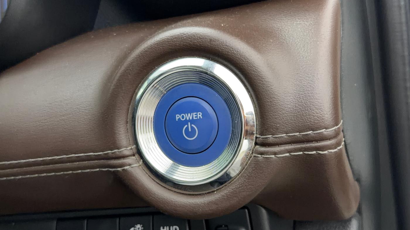 2024 Toyota URBAN CRUISER HYRYDER V HYBRID, Hybrid, Automatic, 30,657 km, Keyless Start/ Stop Button