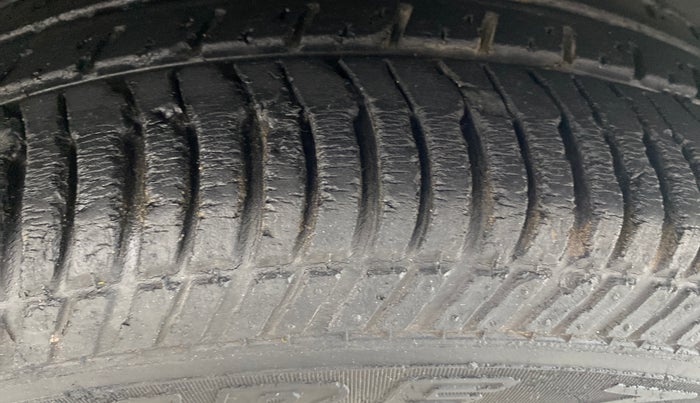 2016 Ford Ecosport AMBIENTE 1.5L PETROL, Petrol, Manual, 34,386 km, Right Front Tyre Tread