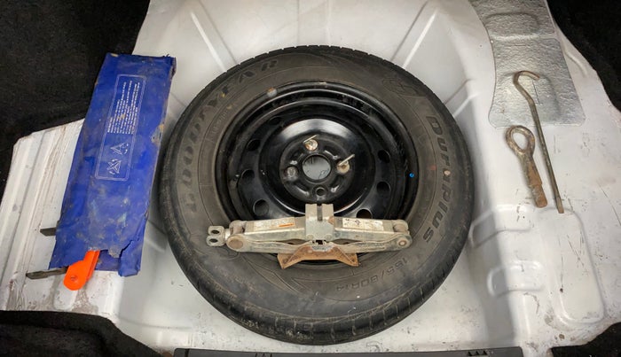 2010 Maruti Swift Dzire VDI, Diesel, Manual, 68,653 km, Dicky (Boot door) - Tool missing