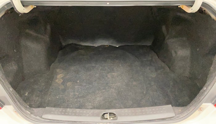2010 Maruti Swift Dzire VDI, Diesel, Manual, 68,653 km, Boot Inside