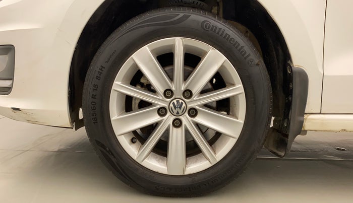2017 Volkswagen Vento HIGHLINE PLUS 1.2 AT 16 ALLOY, Petrol, Automatic, 24,543 km, Left Front Wheel