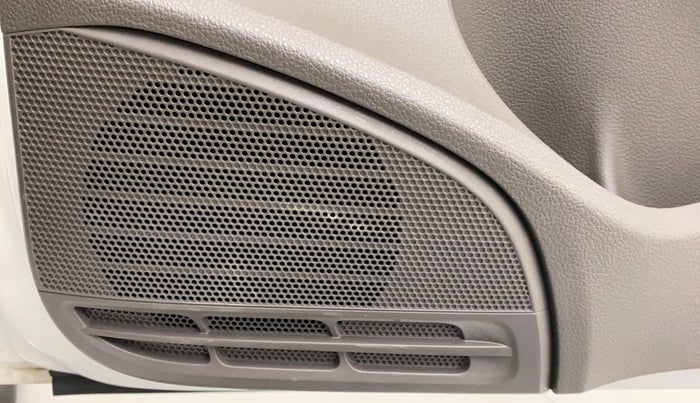 2017 Volkswagen Vento HIGHLINE PLUS 1.2 AT 16 ALLOY, Petrol, Automatic, 24,543 km, Speaker