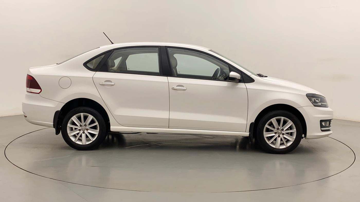 2017 Volkswagen Vento HIGHLINE PLUS 1.2 AT 16 ALLOY, Petrol, Automatic, 24,543 km, Right Side View