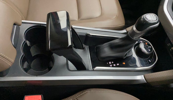 2021 Tata Harrier XZA PLUS 2.0L DUAL TONE, Diesel, Automatic, 18,232 km, Gear Lever
