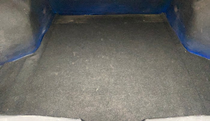 2018 Maruti Ciaz ALPHA  AT 1.5 SHVS PETROL, Petrol, Automatic, 58,671 km, Boot Inside