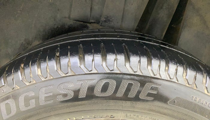 2018 Maruti Dzire ZXI AMT, Petrol, Automatic, 30,696 km, Left Rear Tyre Tread