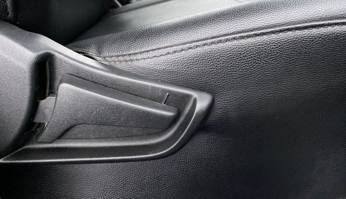 2019 Maruti S PRESSO VXI PLUS, Petrol, Manual, 28,747 km, Driver Side Adjustment Panel