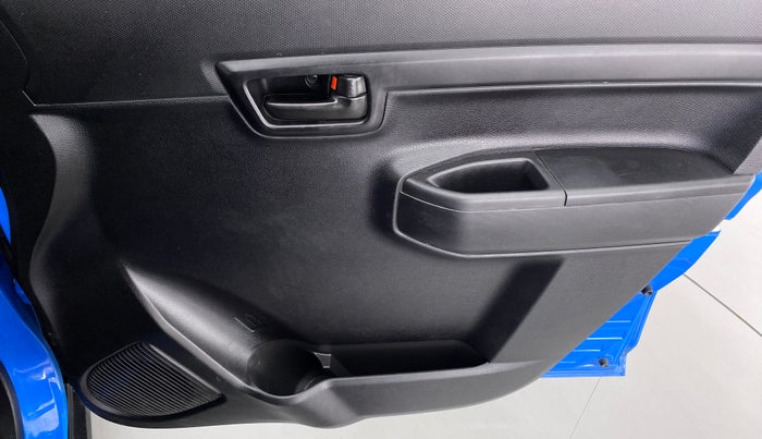 2019 Maruti S PRESSO VXI PLUS, Petrol, Manual, 28,747 km, Driver Side Door Panels Control